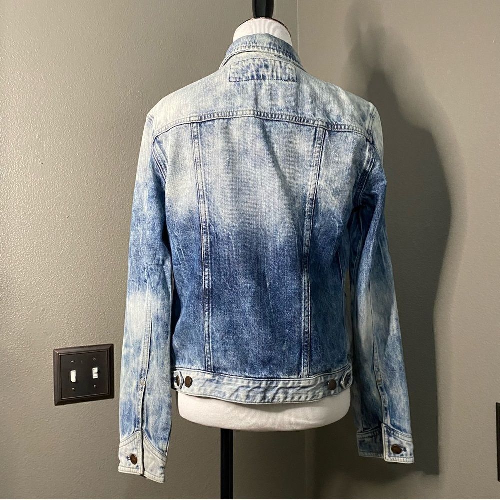 Express Jeans Distressed Denim Jacket Bleached - Picture 7 of 13